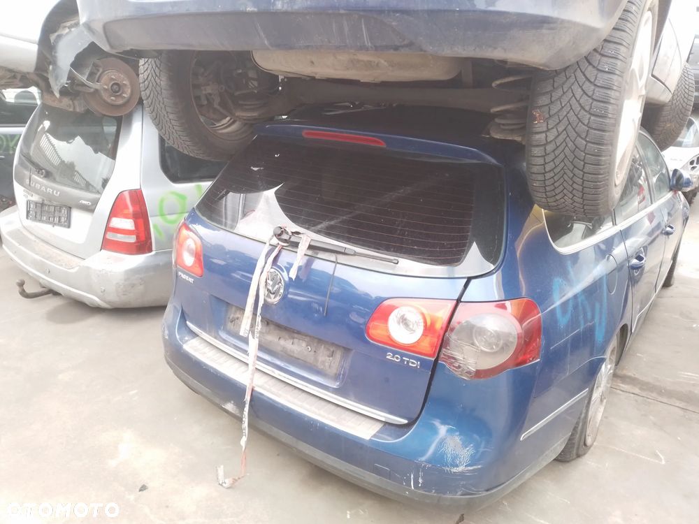 VW PASSAT B6 2.0 TDI BMP 05-09r - BŁOTNIK LEWY PRZÓD LC5E - 11