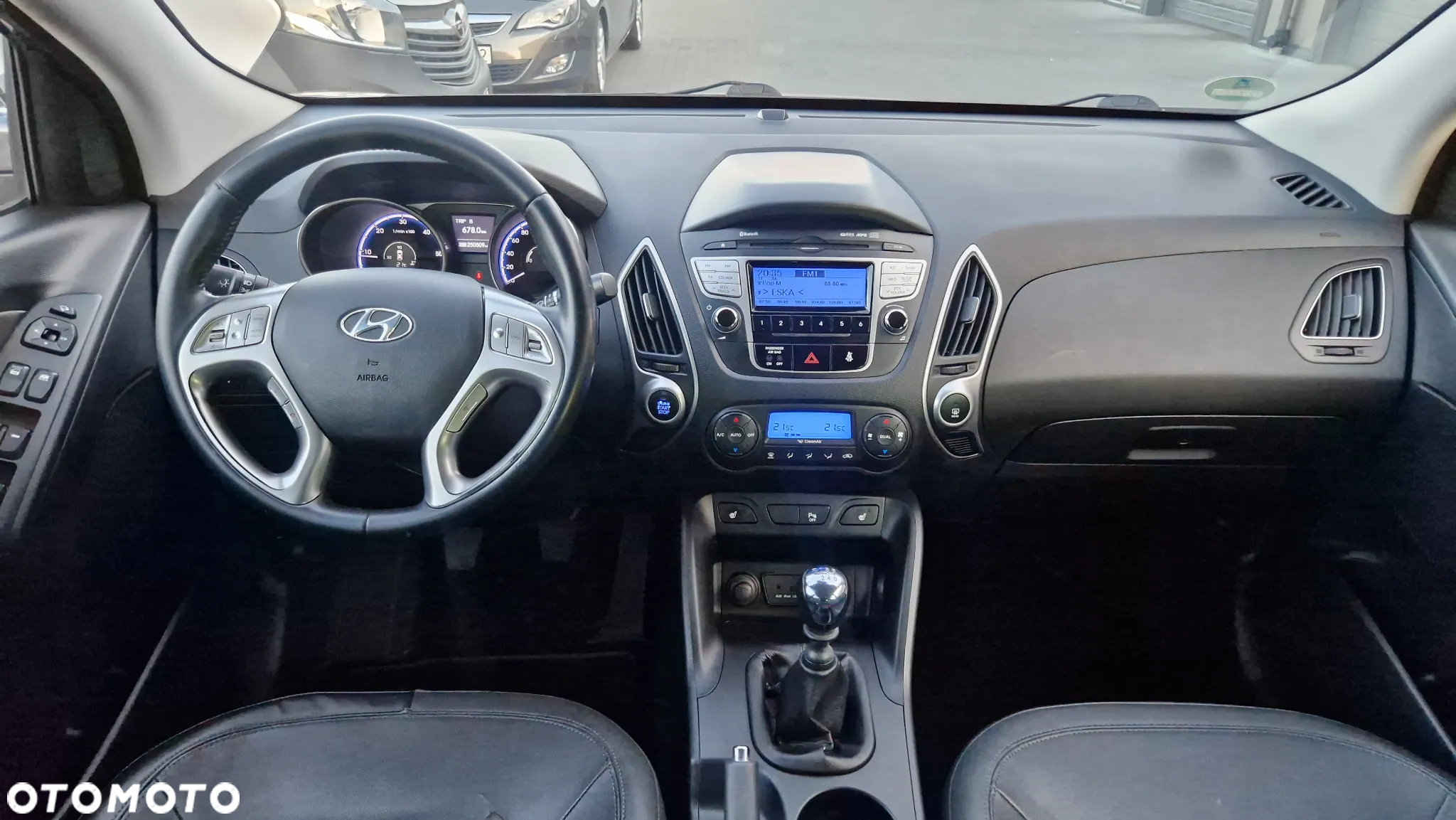 Hyundai ix35 2.0 CRDi Premium 2WD - 6