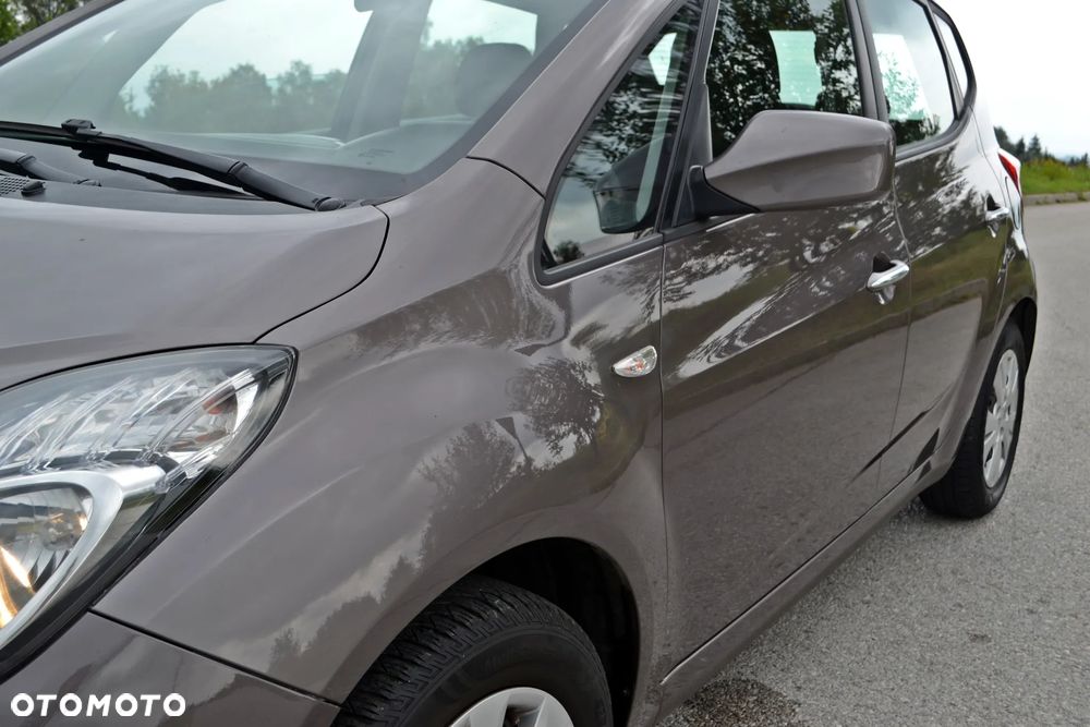 Hyundai ix20 - 14