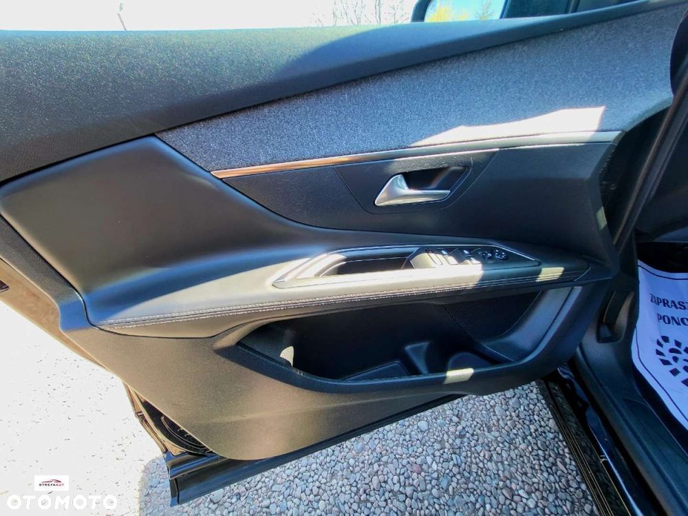Peugeot 3008 - 13