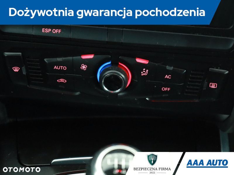 Audi A4 Limousine - 11