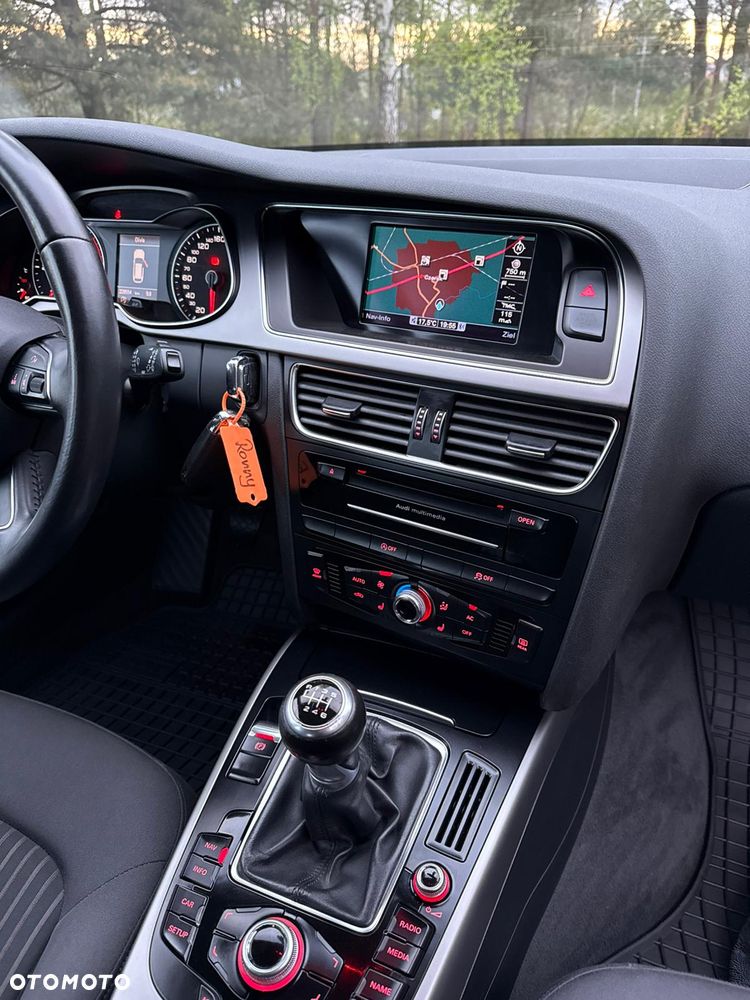 Audi A4 Avant 2.0 TDI DPF Ambiente - 18