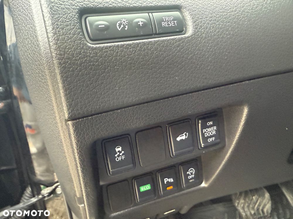 Nissan X-Trail - 22