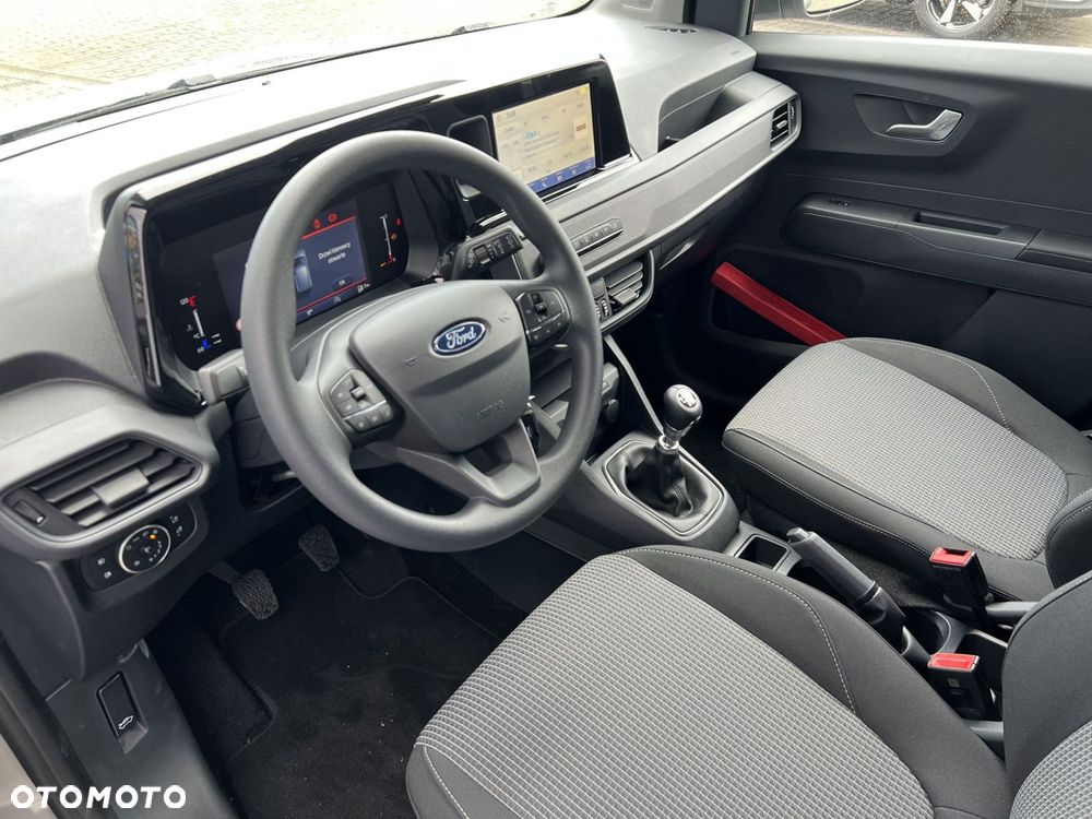 Ford Transit Courier - 9
