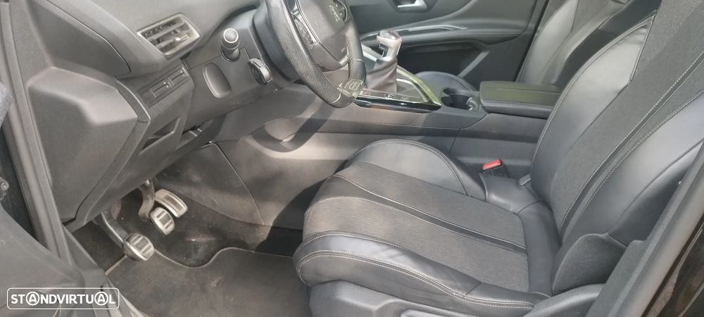 Peugeot 3008 1.5 BlueHDi GT Line Baixo Consumo - 17