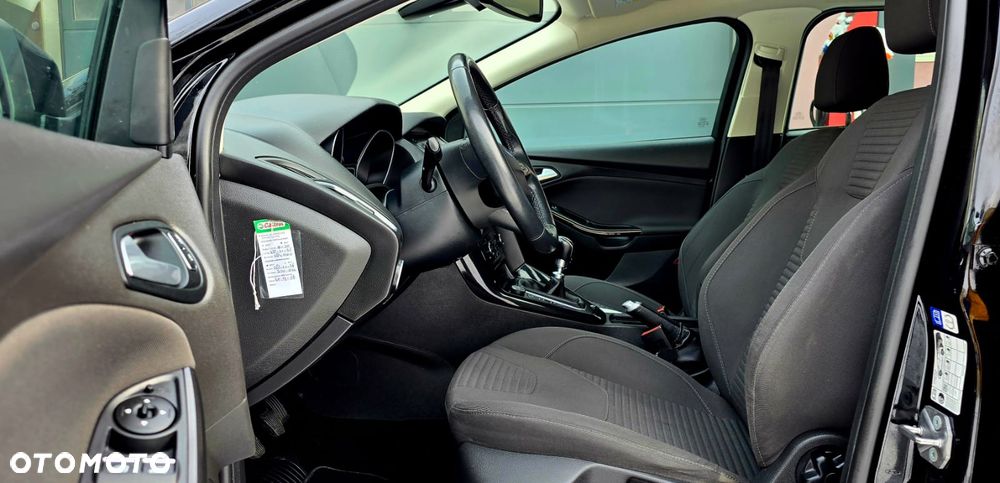 Ford Focus 1.0 EcoBoost Titanium - 17