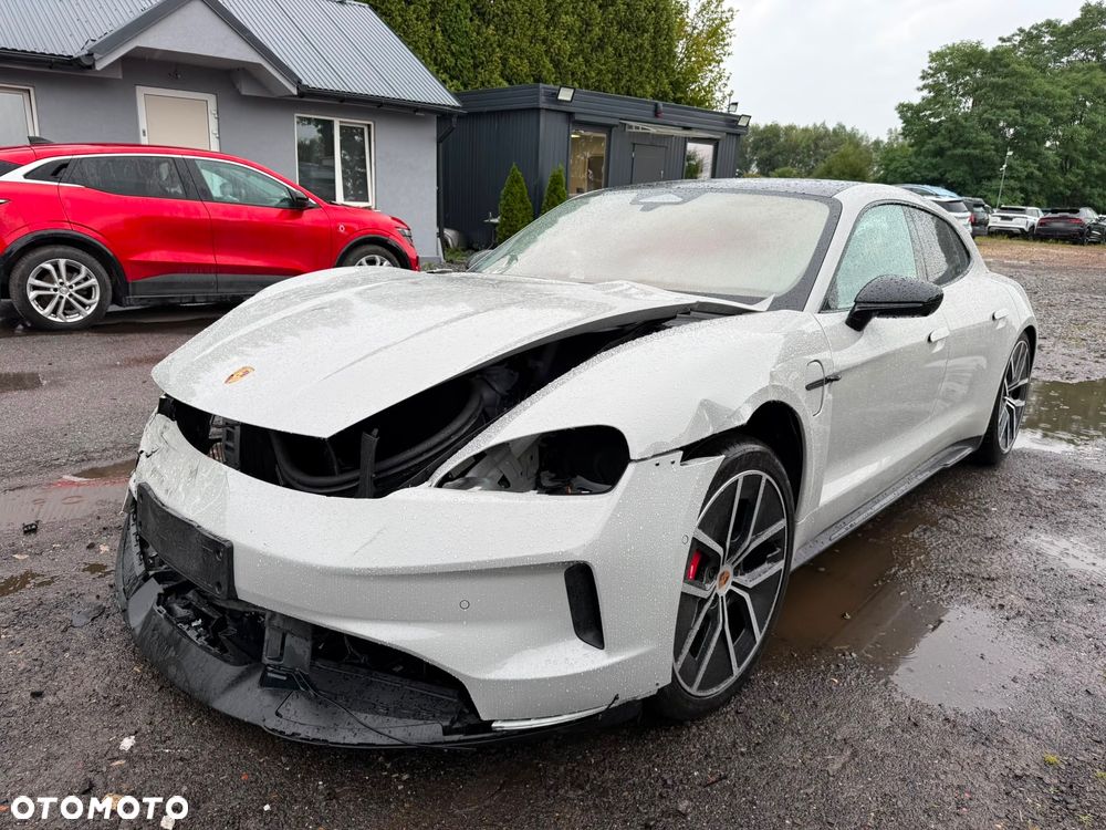 Porsche Taycan 4S Black Edition - 3