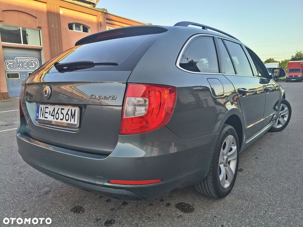 Skoda Superb 2.0 TDI Exclusive - 5