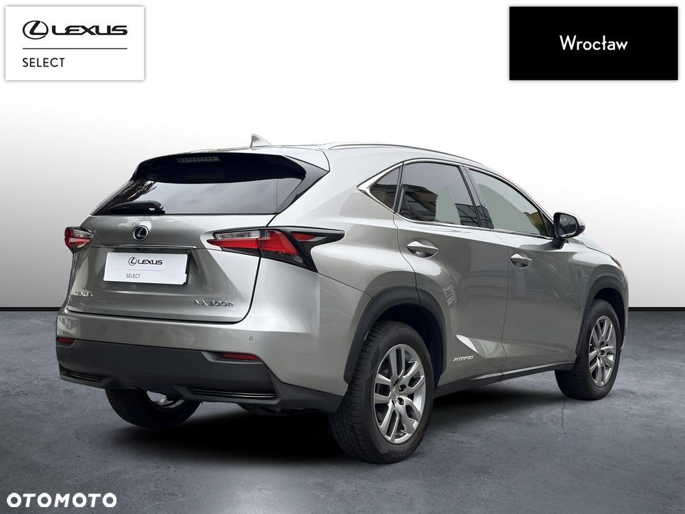 Lexus NX 300h Comfort AWD - 6