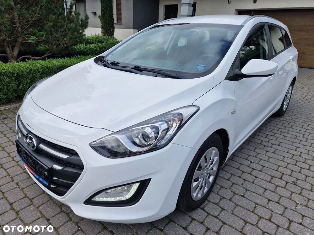 Hyundai i30 1.6 CRDi BlueDrive Classic - 11