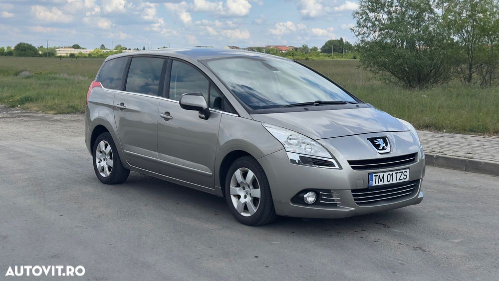 Peugeot 5008 - 5