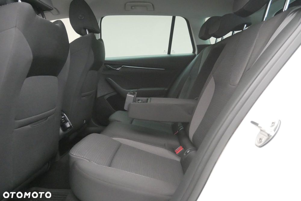 Skoda Octavia 1.5 TSI ACT Ambition DSG - 10