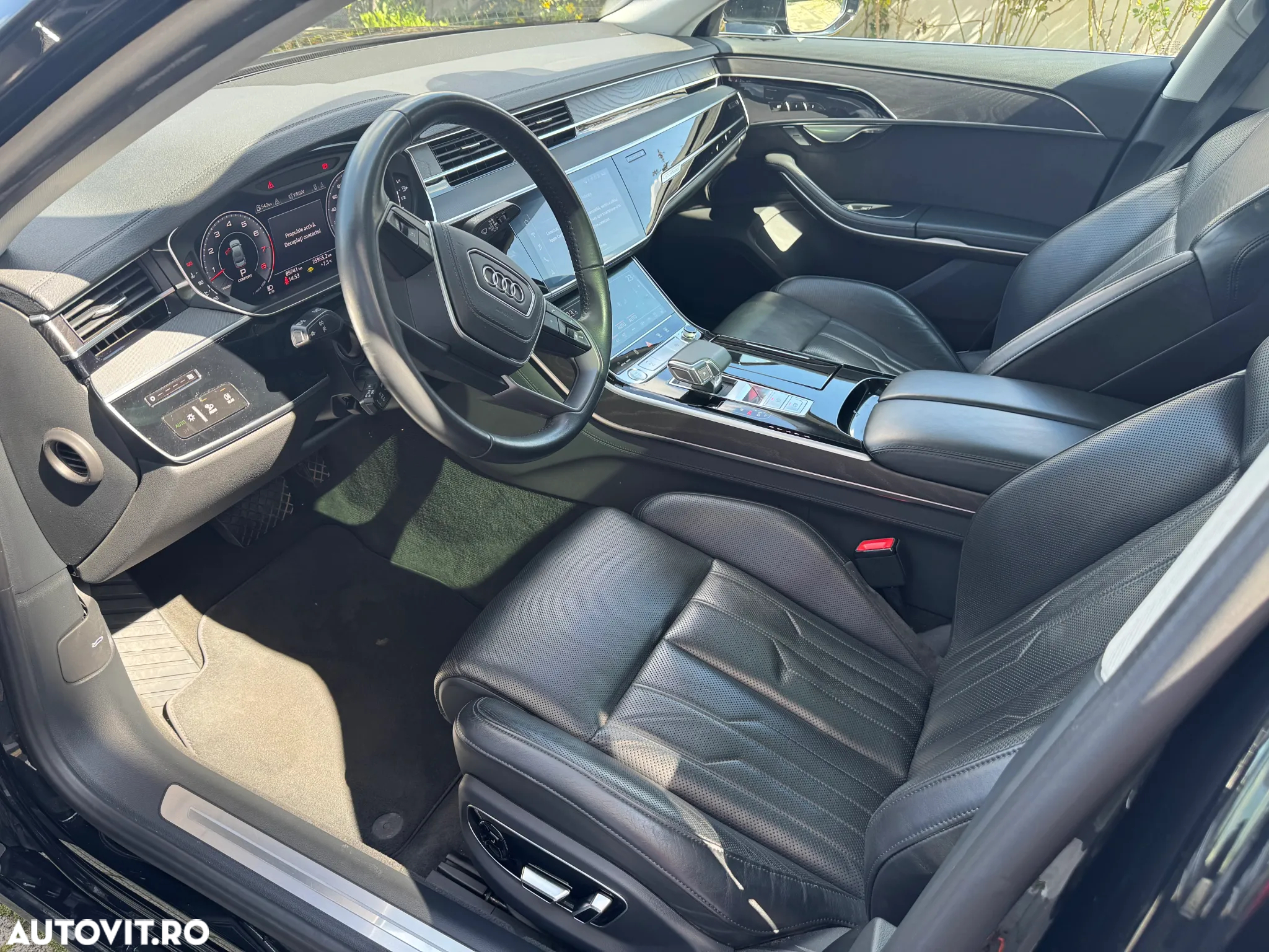 Audi A8 55 TFSI quattro Tiptronic MHEV - 10
