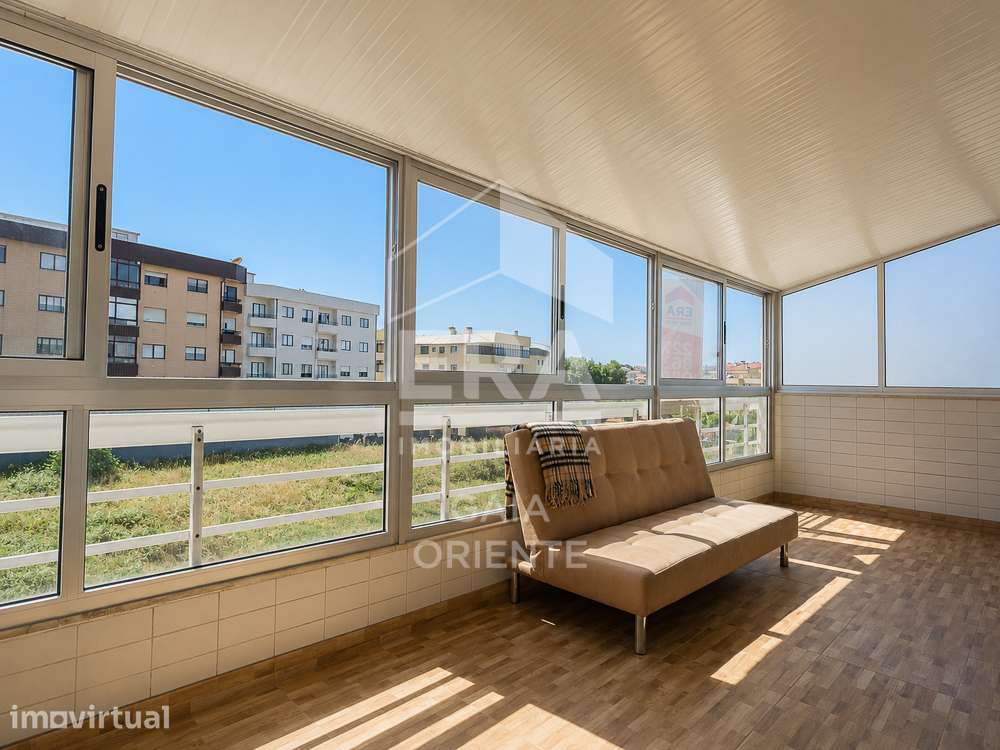 Apartamento T2 com Terraços e Vista Douro - Grande imagem: 2/31