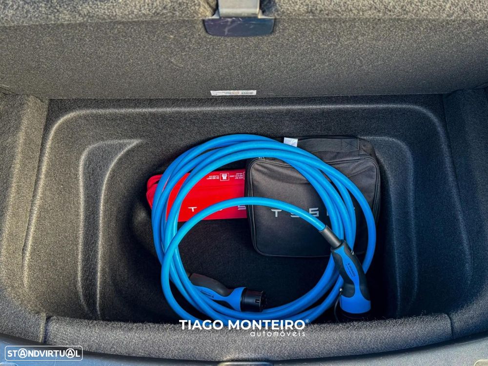 Tesla Model Y Tração Traseira - 47