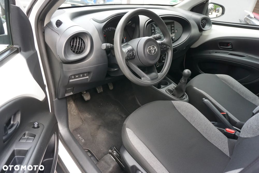 Toyota Aygo X 1.0 VVT-i Selection - 8