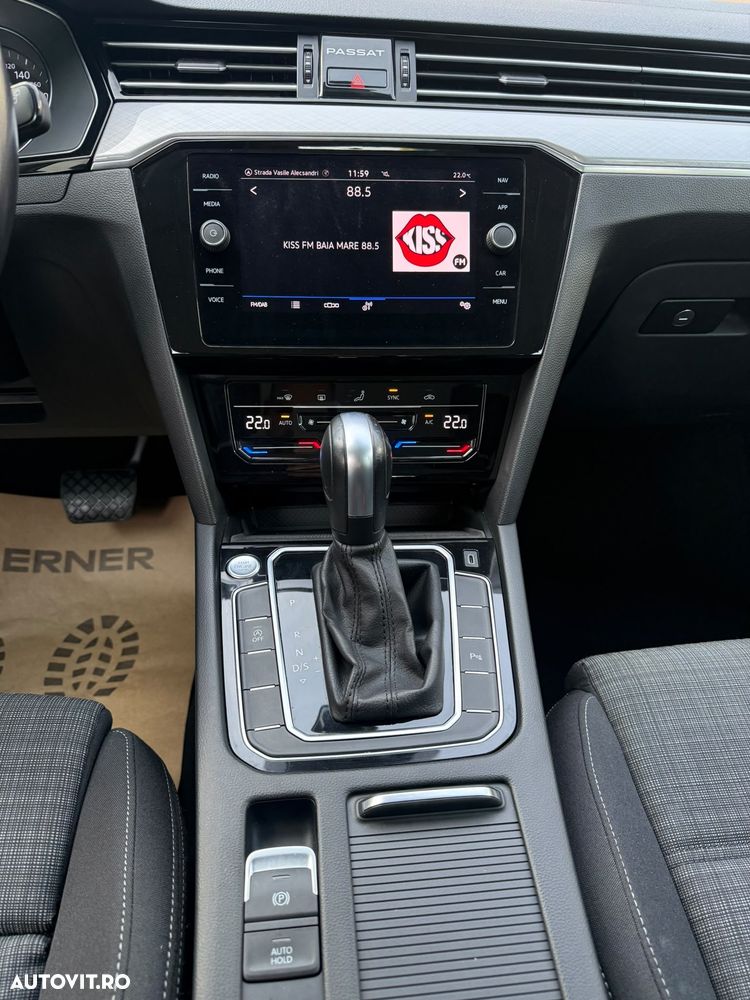 Volkswagen Passat - 7