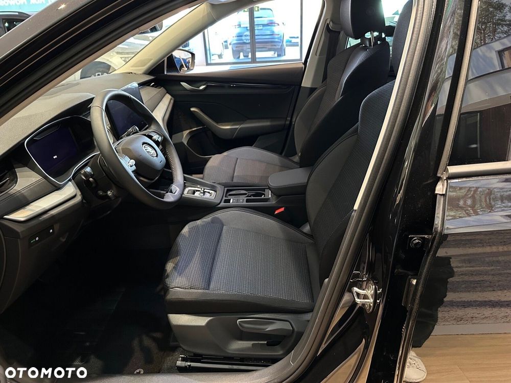 Skoda Octavia 1.5 TSI mHEV Drive Selection DSG - 11