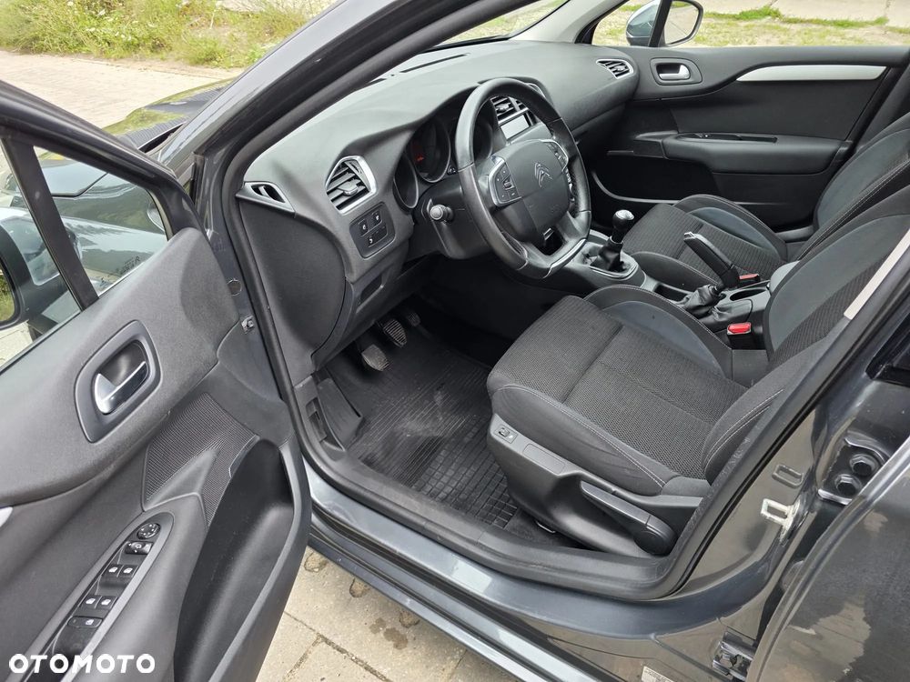 Citroën C4 1.6 VTi Attraction - 5
