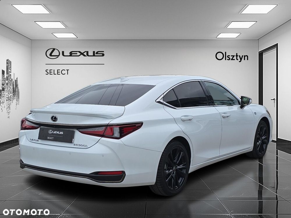 Lexus ES 300h F Sport Edition - 7