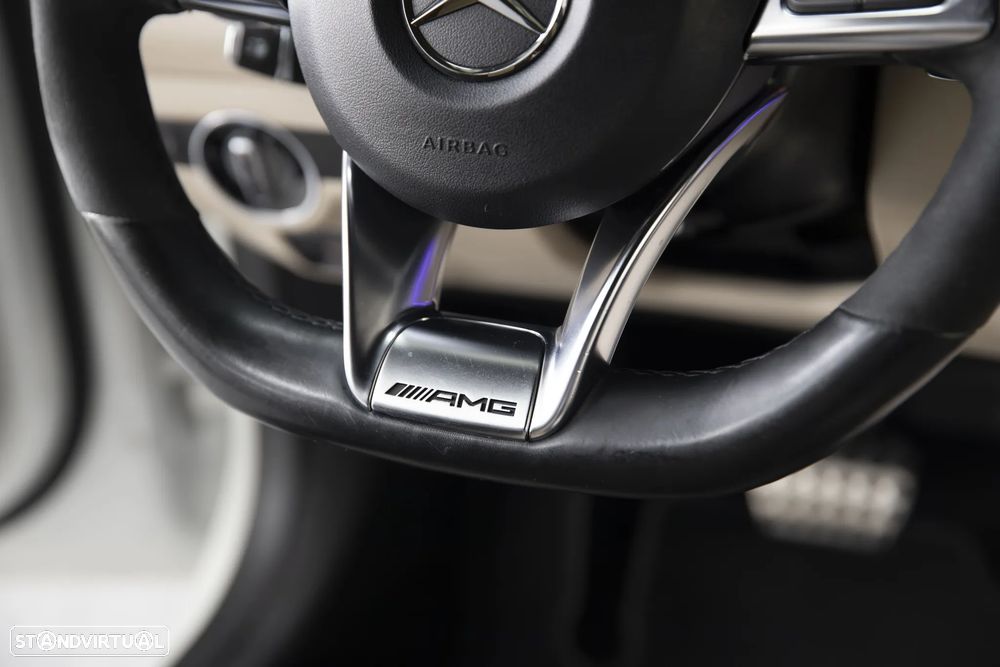 Mercedes-Benz CLA 45 AMG 4Matic Speedshift DCT 7G Night Edition - 40