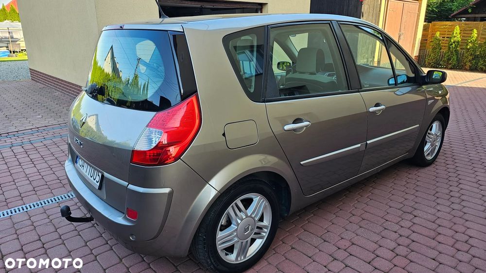 Renault Scenic 1.9 dCi Privilege - 22