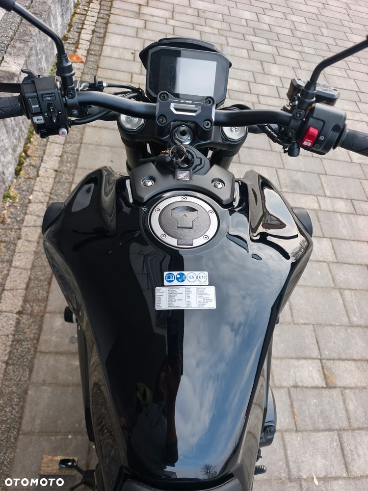 Honda CB - 9