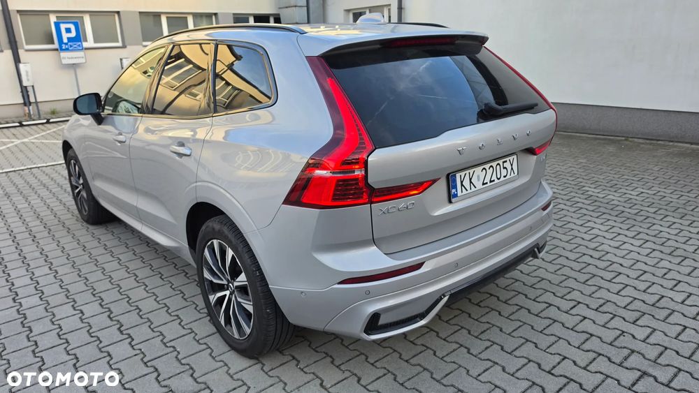 Volvo XC 60 B5 B AWD R-Design - 3