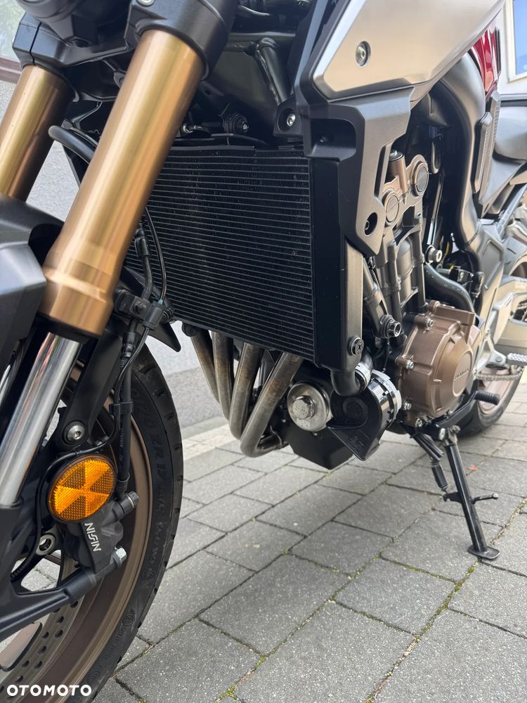 Honda CB - 17