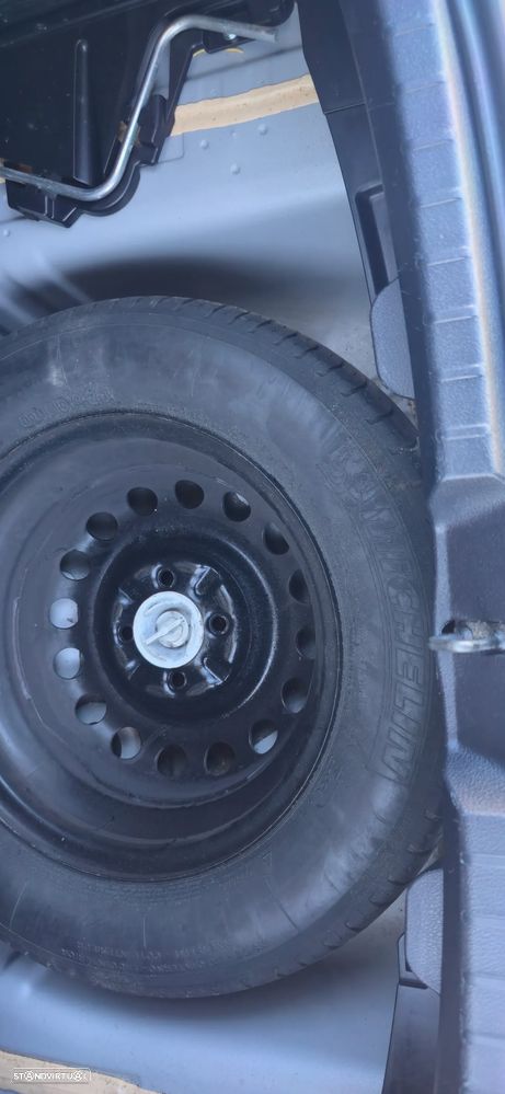 Toyota Yaris 1.4 D-4D ACtive+AC - 11