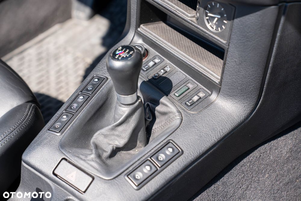 BMW Seria 3 320i - 13