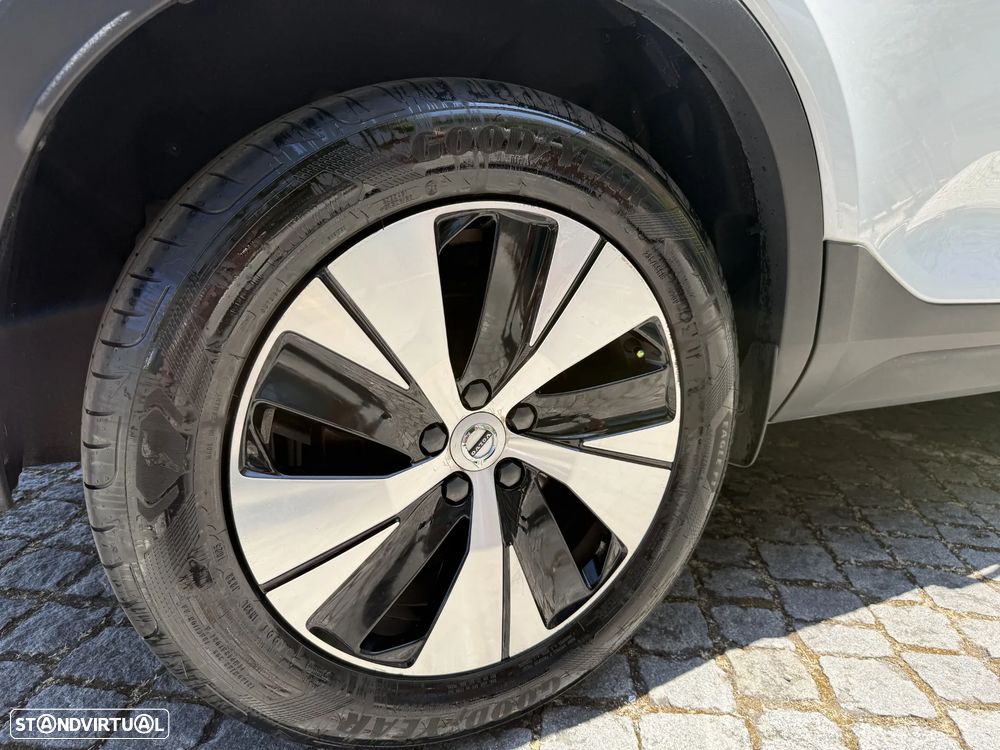 Volvo XC 40 T5 Twin Engine DKG Momentum Pro - 21