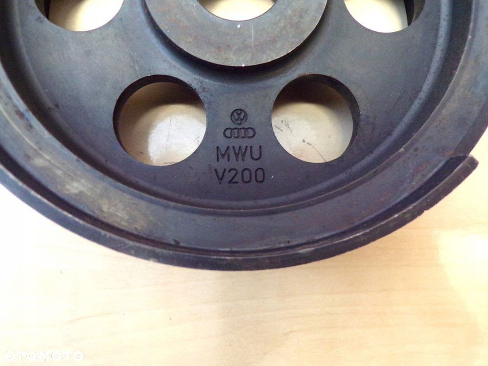 VW CRAFTER 2.5 TDI 06- KOŁO ROZRZĄDU NA WAŁEK MVU V200 - 3