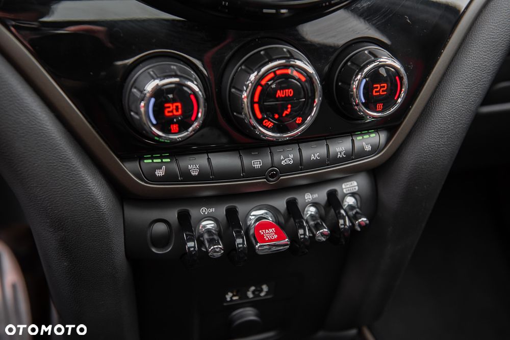 MINI John Cooper Works - 24