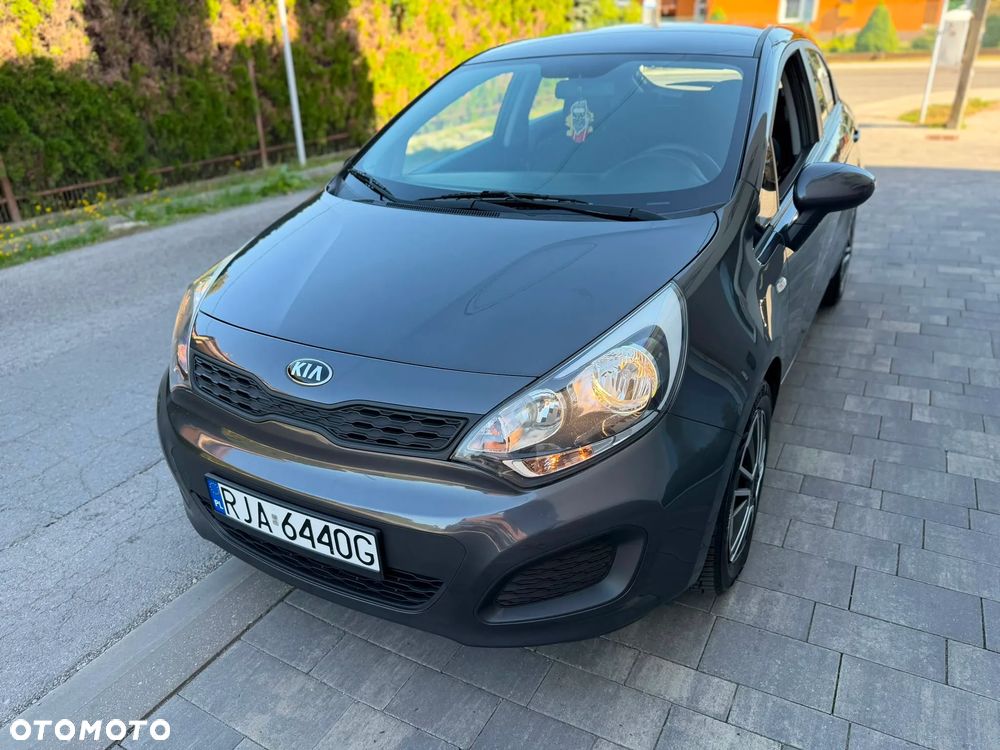 Kia Rio 1.2 XL - 1