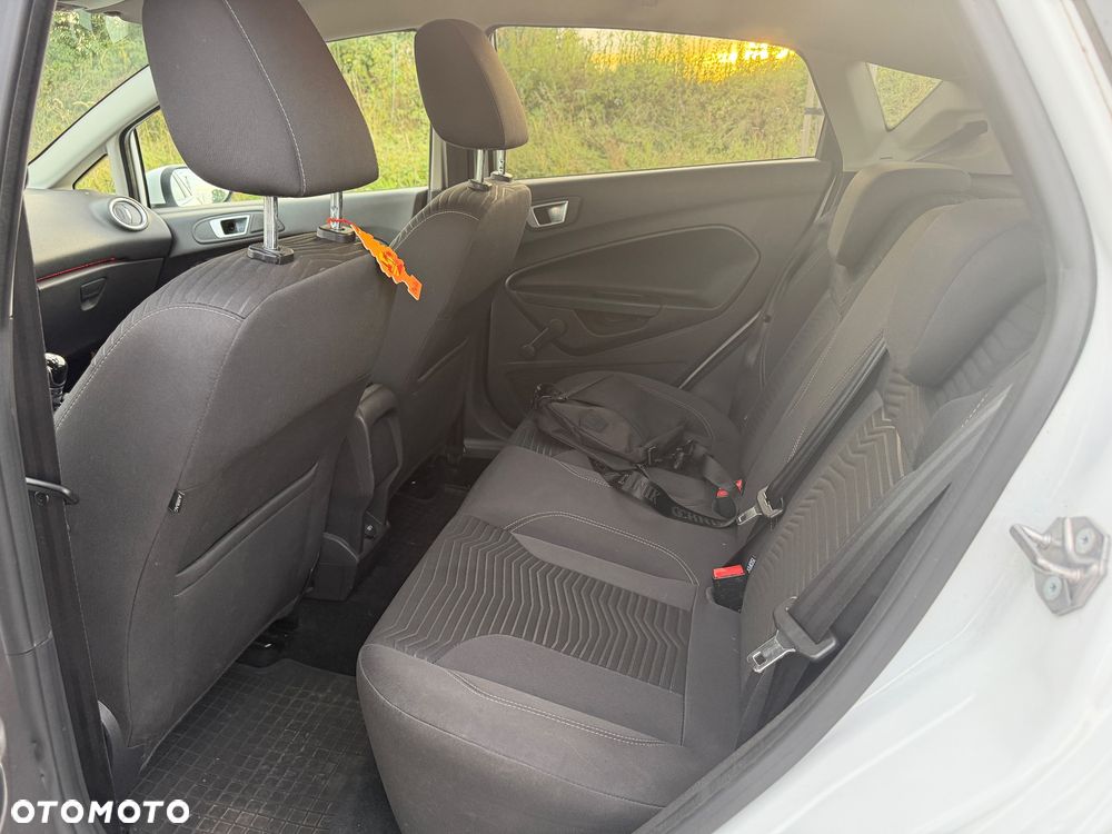 Ford Fiesta 1.0 EcoBoost Titanium ASS - 6
