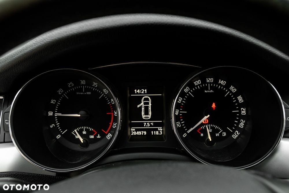 Skoda Superb 2.0 TDI Elegance Green tec - 30