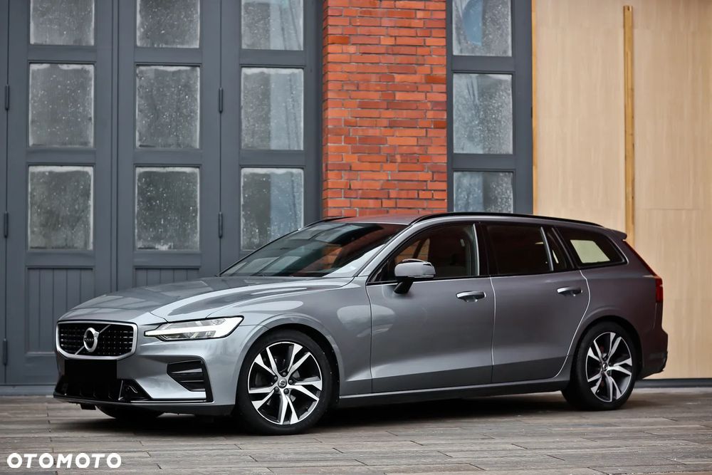 Volvo V60 D4 Geartronic R-Design - 8