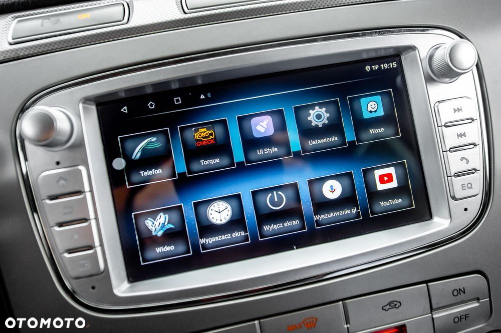 Ford Galaxy 2.0 FF Ghia - 29