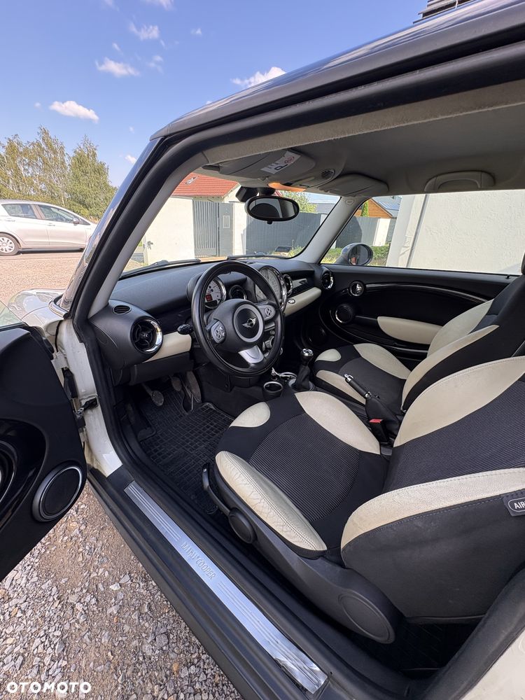 MINI Cooper D - 18