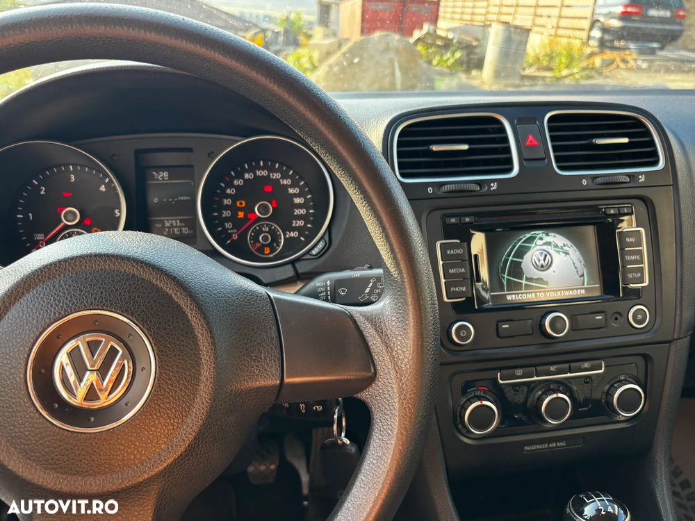 Volkswagen Golf 1.6 TDI BlueMotion Technology Comfortline - 2