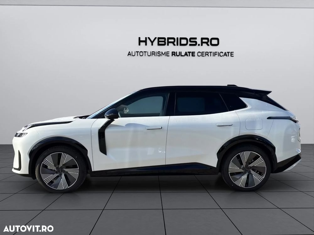 Lynk&Co 08 - 5