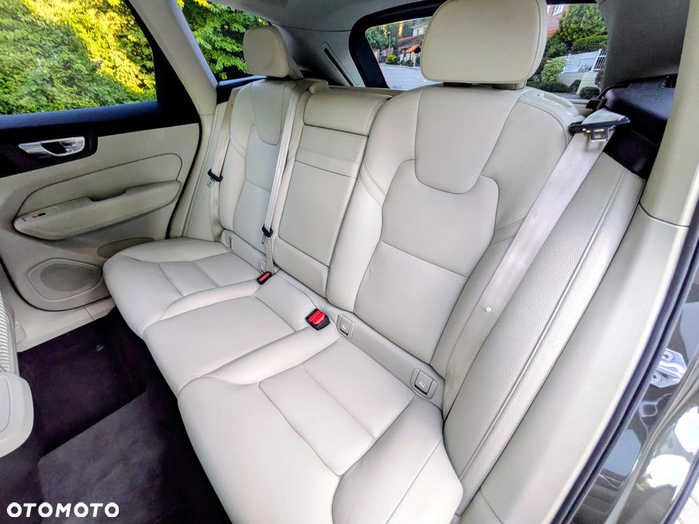 Volvo XC 60 T5 AWD Inscription - 20