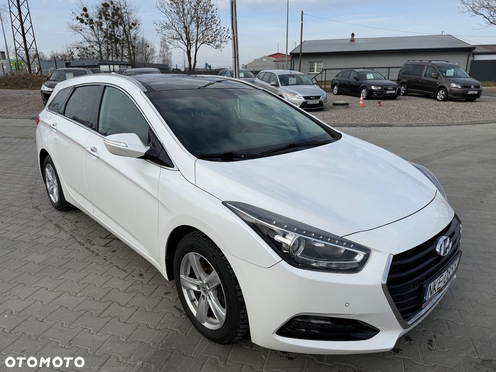 Hyundai i40 Kombi 1.7 CRDi Premium - 13