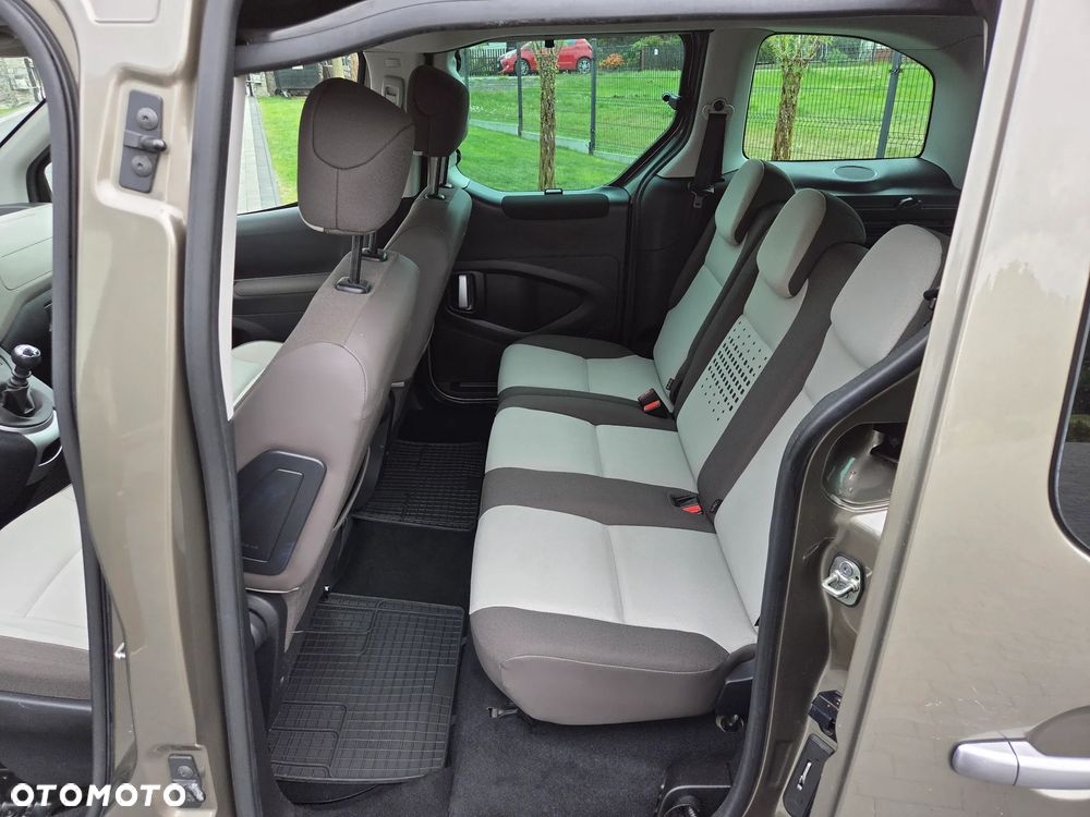 Citroën Berlingo Multispace BlueHDi 120 S&S SHINE - 17