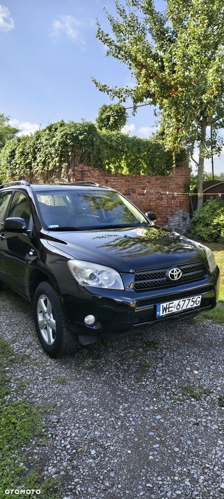 Toyota RAV4 2.2 D-4D Premium - 1