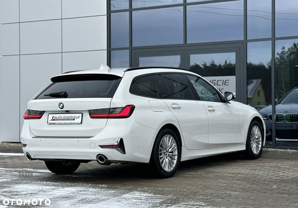 BMW Seria 3 320d Luxury Line - 8