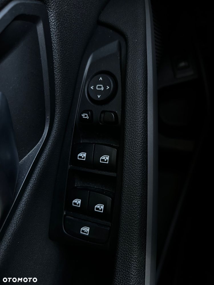 BMW Seria 3 320d Advantage sport - 25
