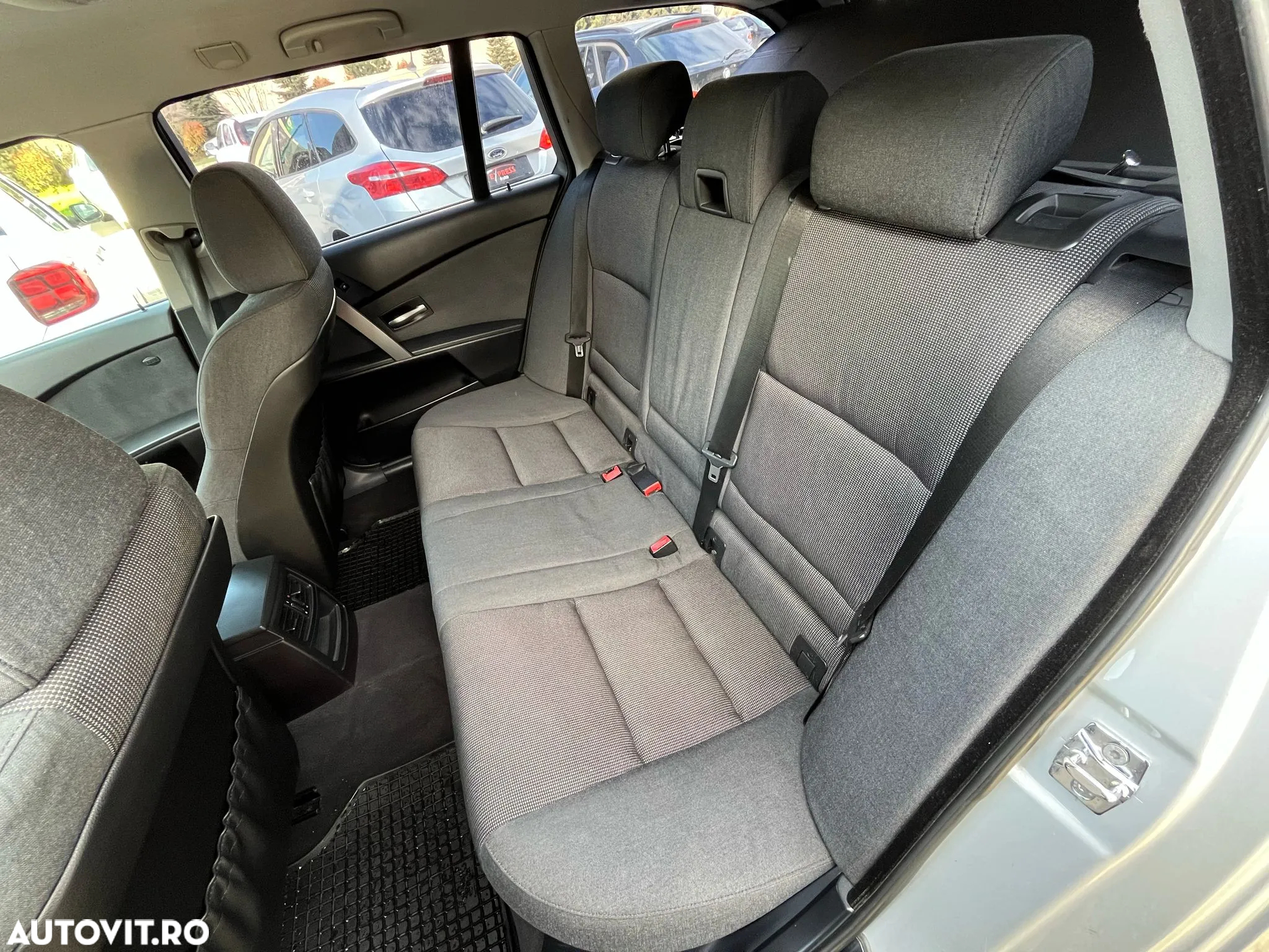 BMW Seria 5 525d Touring Edition Fleet - 8