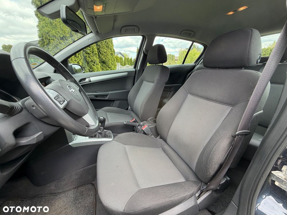Opel Astra - 9